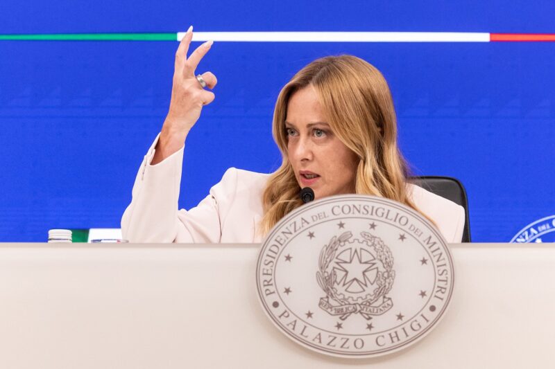 Meloni elimina il bollo auto per il 2027: la mossa del governo in vista delle elezioni politiche