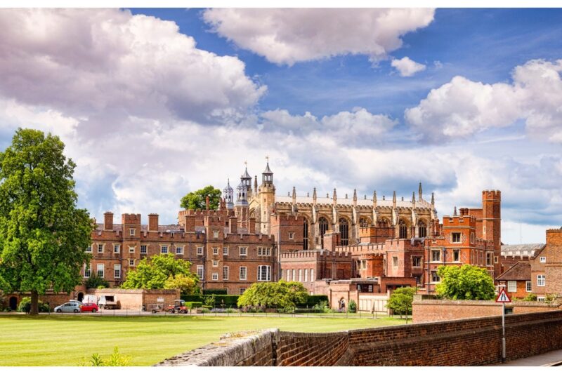 70mila euro all'anno per frequentare l'Eton College, la scuola del principe George, James Bond e Loki degli Avengers